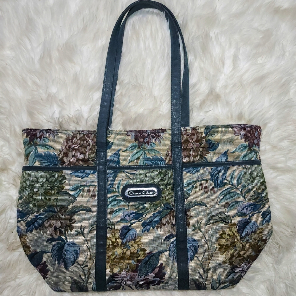 ✨ Vintage Oscar de la Renta Tapestry Tote Travel Bag ✨